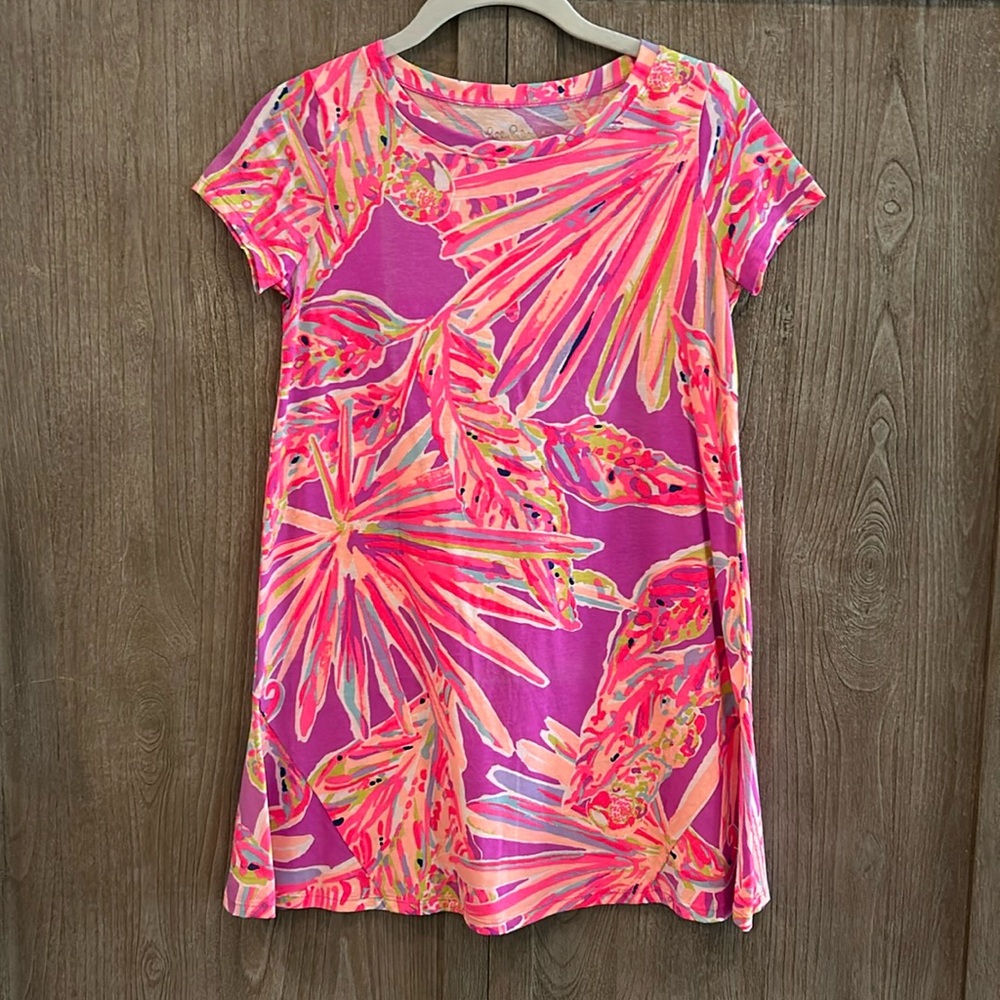 Lilly Pulitzer knit dress. Girl’s size large. EUC
